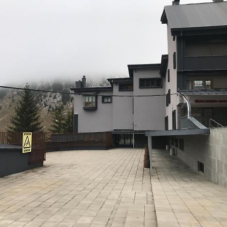 Tobazo Candanchu Pie De Pista Esterno foto